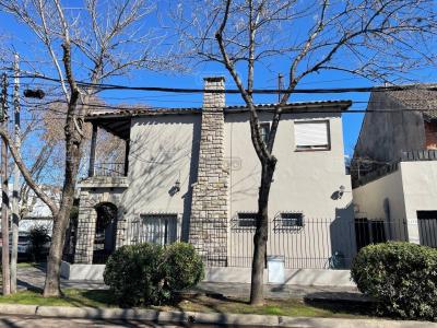 Casa 3 dormitorios en venta en Martinez, San Isidro