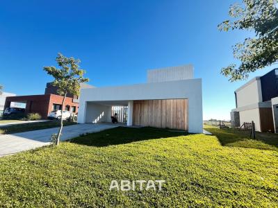 Casa en venta en Puertos, Escobar