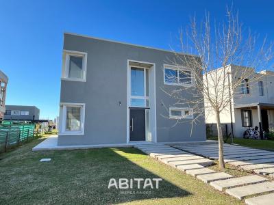 Casa en venta en Puertos, Escobar
