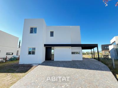 Casa en venta en Puertos, Escobar