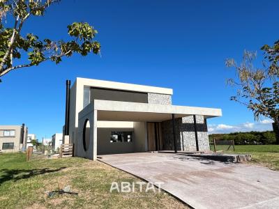 Casa en venta en Puertos, Escobar