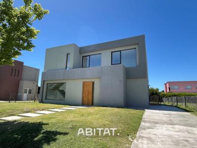 Casa en venta en Puertos, Escobar