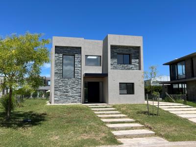 Casa en venta en Puertos, Escobar