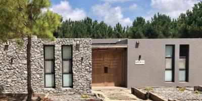 Casa 4 dormitorios en alquiler temporario en Costa Esmeralda