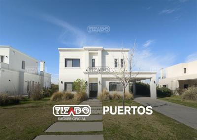 Casa 4 dormitorios en venta en Puertos, Escobar