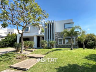 Casa en venta en Puertos, Escobar