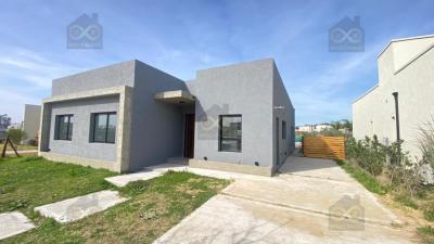 Casa 3 dormitorios en venta en Pilar del Este, Pilar