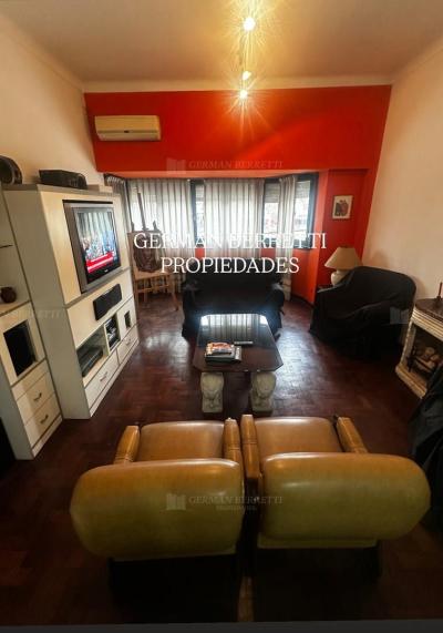 Departamento 2 dormitorios en venta en Lanus Oeste, Lanus