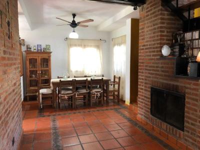 Casa 3 dormitorios en alquiler en Don Torcuato, Tigre
