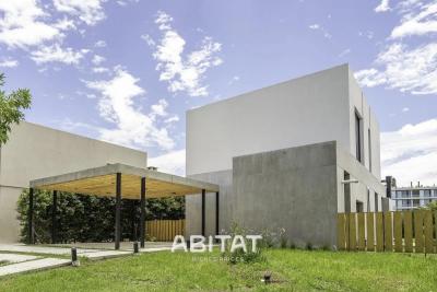 Casa 3 dormitorios en venta en Puertos, Escobar