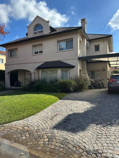 Casa 4 dormitorios en venta en Haras del Pilar, Pilar