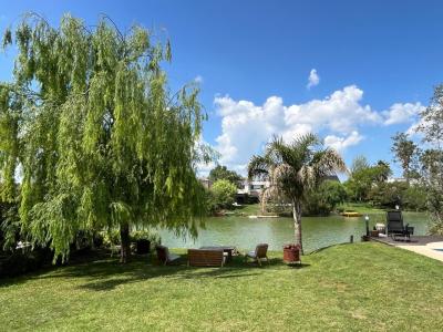 Casa 3 dormitorios en alquiler temporario en Santa Barbara, Tigre