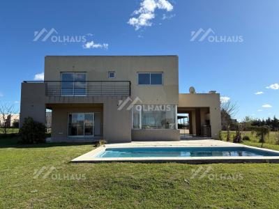 Casa 3 dormitorios en alquiler en San Sebastian, Escobar