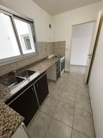 Departamento 1 dormitorios en alquiler en Haedo, Moron