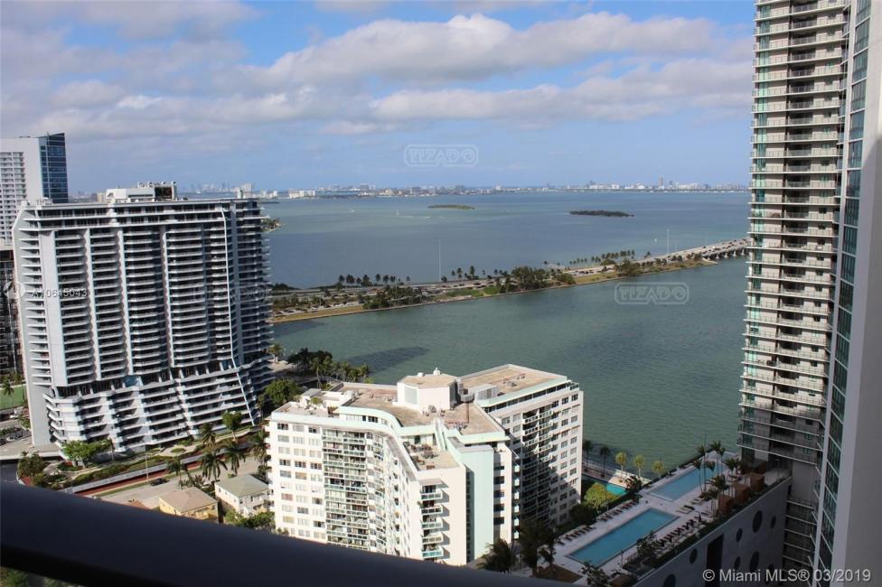 Departamento 1 dormitorios en venta en Miami, Miami