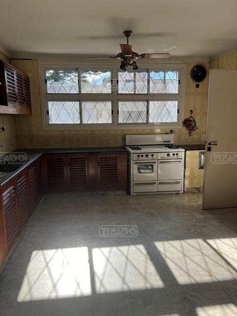 Casa 6 dormitorios en venta en San Isidro