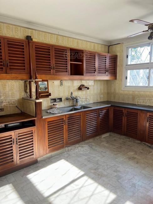 Casa 6 dormitorios en venta en San Isidro