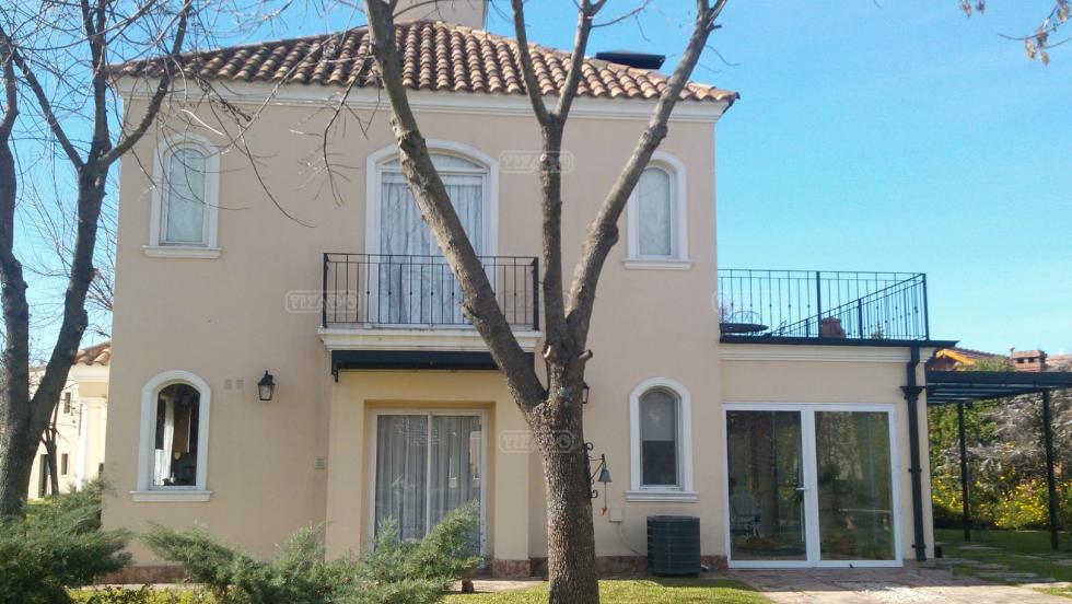 Casa en venta en San Patricio, Moreno