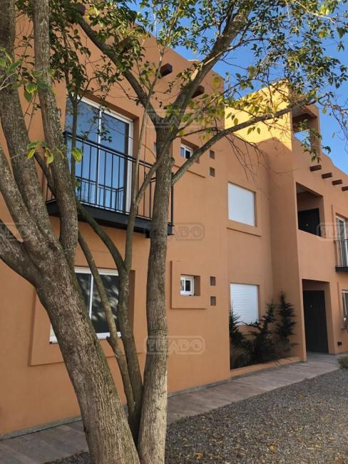 Departamento 1 dormitorios en venta en Lujan, Lujan