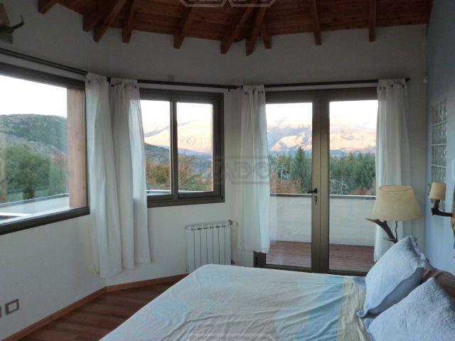 Casa 6 dormitorios en venta en Los Ñires, San Martin de los Andes