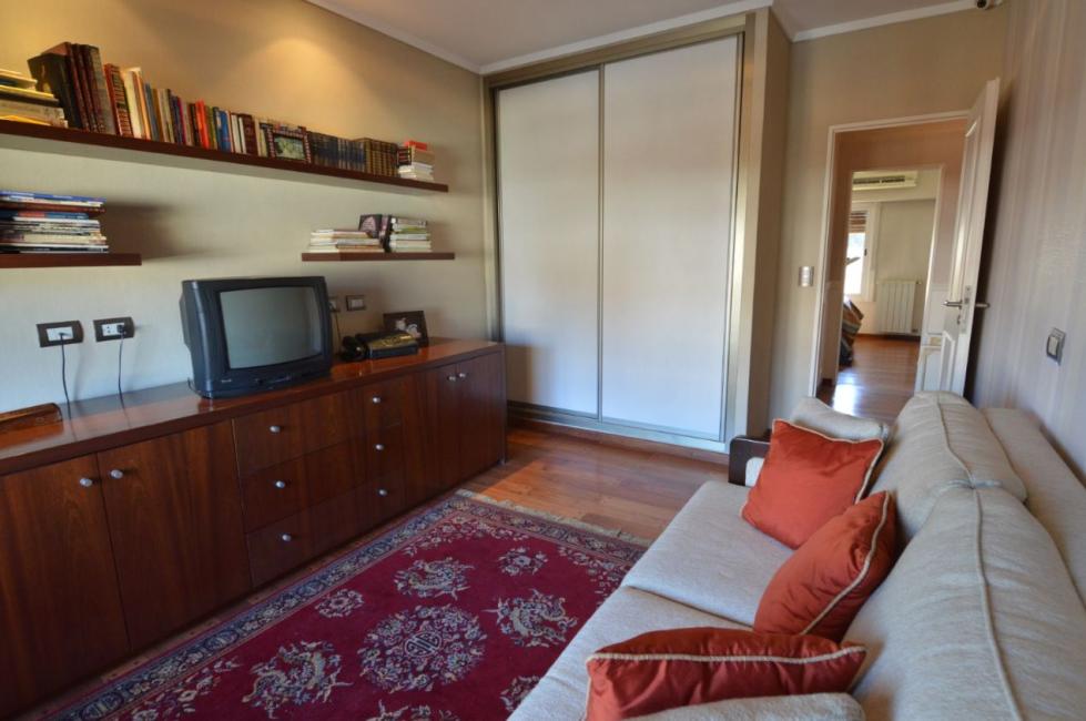 Casa 5 dormitorios en venta en Mataderos, Ciudad de Buenos Aires