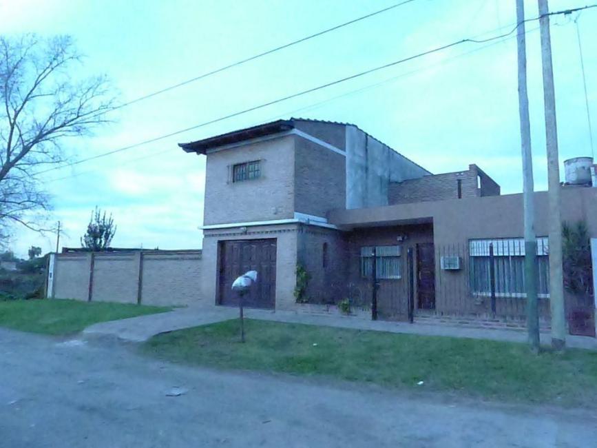 Casa 5 dormitorios en venta en Lomas de Zamora, Lomas de Zamora