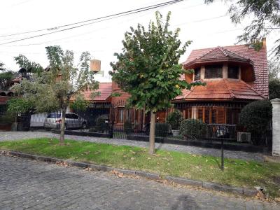 Casa 5 dormitorios en venta en Temperley, Lomas de Zamora