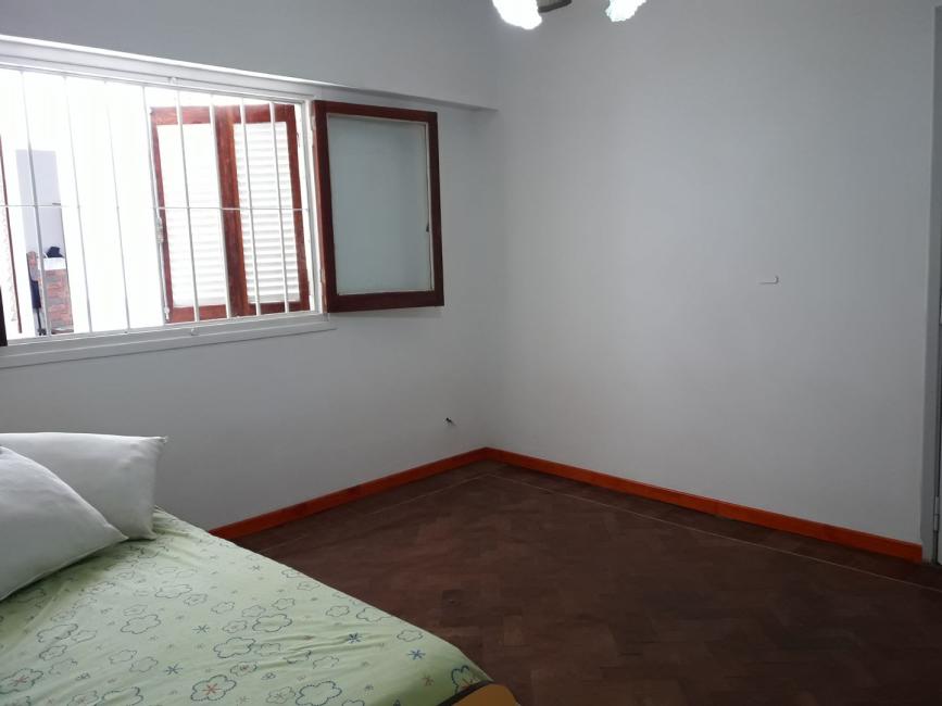 Casa 2 dormitorios en venta en Remedios De Escalada, Lanus