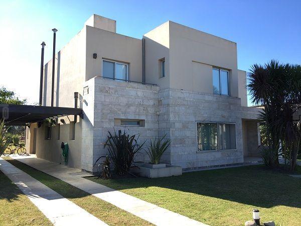 Casa en venta en La Martona, Cañuelas
