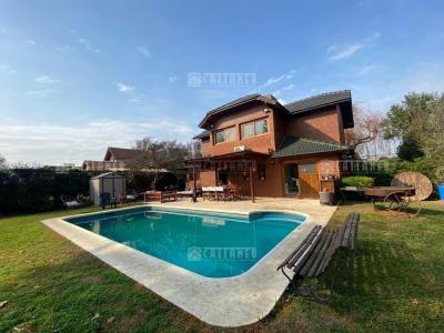 Casa 3 dormitorios en venta en La Martona, Cañuelas