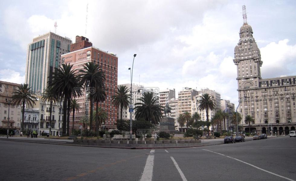 Oficina en alquiler en Ciudad Vieja, Montevideo