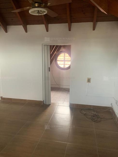 Casa 4 dormitorios en venta en Bernal, Quilmes