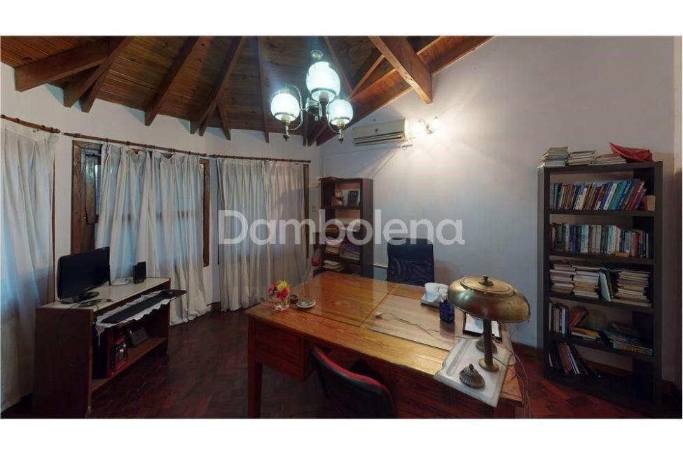 Casa 6 dormitorios en venta en Moreno, Moreno