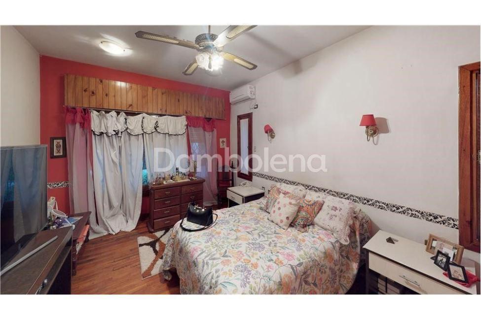 Casa 6 dormitorios en venta en Moreno, Moreno