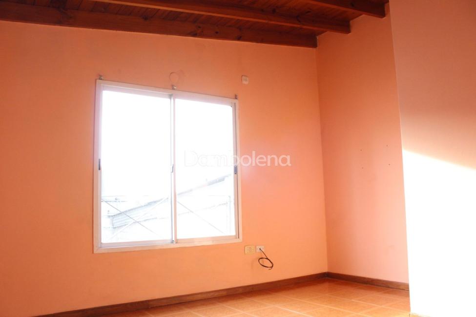 Casa 5 dormitorios en venta en Moreno, Moreno