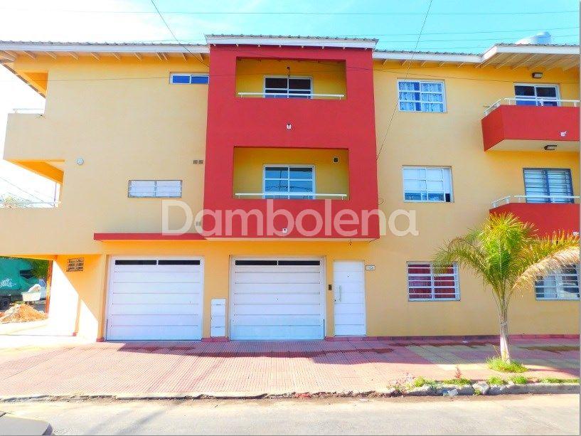 Casa 2 dormitorios en venta en Pablo Podesta, Tres de Febrero