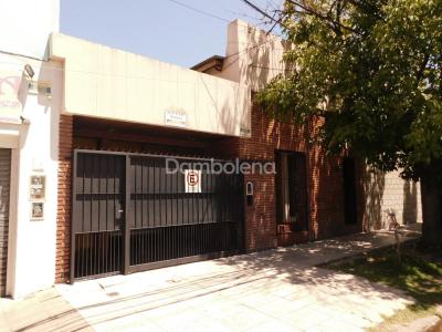 Casa 5 dormitorios en venta en Moreno, Moreno