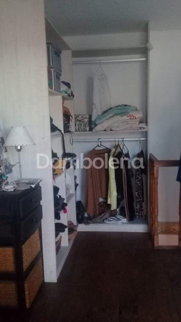 Casa 2 dormitorios en venta en Paso del Rey, Moreno