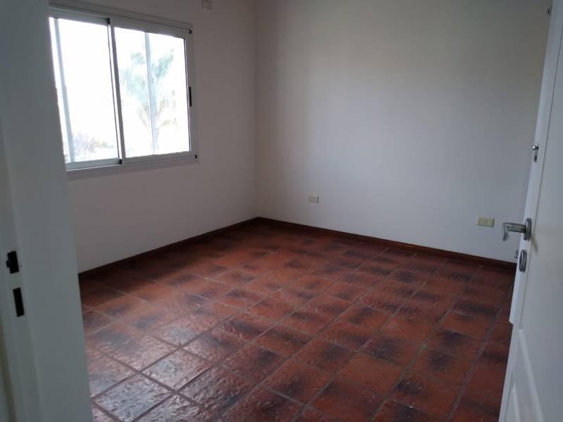 Casa 4 dormitorios en venta en La Candela, Pilar