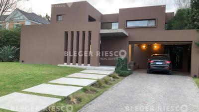 Casa 4 dormitorios en alquiler temporario en Nordelta, Tigre