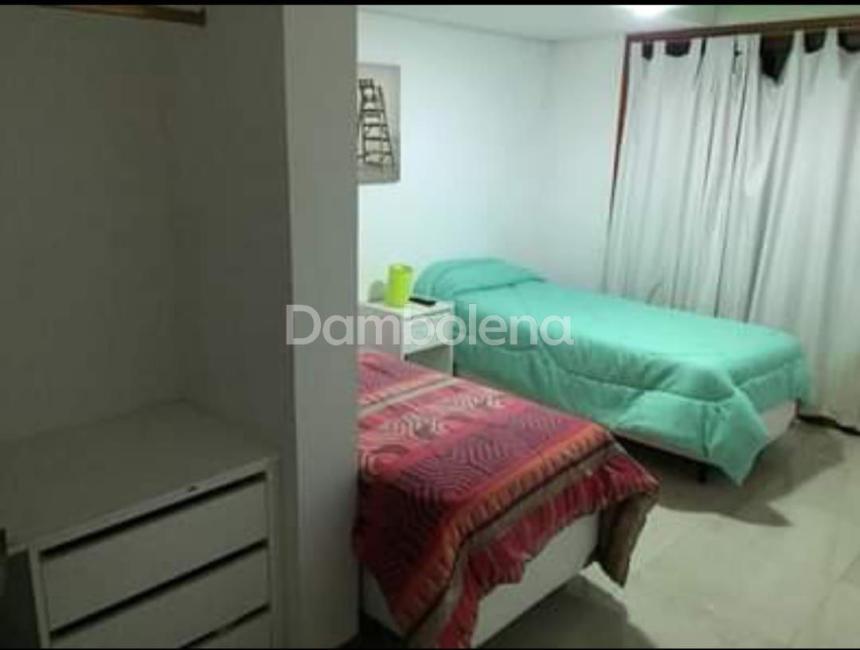 Casa 4 dormitorios en venta en Mar de las Pampas