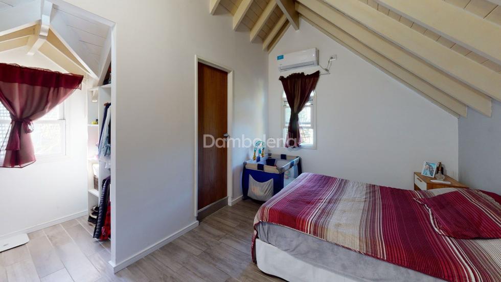 Casa 6 dormitorios en venta en Francisco Álvarez, Moreno
