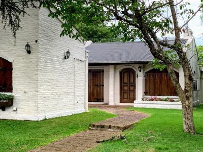 Casa 3 dormitorios en venta en La Martona, Cañuelas