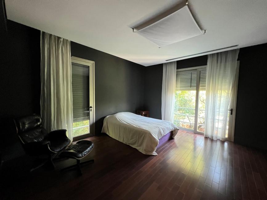 Casa 6 dormitorios en venta en Boulogne, San Isidro