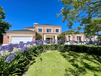 Casa 4 dormitorios en venta en Nordelta, Tigre