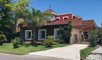 Casa en venta en Los Lagartos CC, Pilar