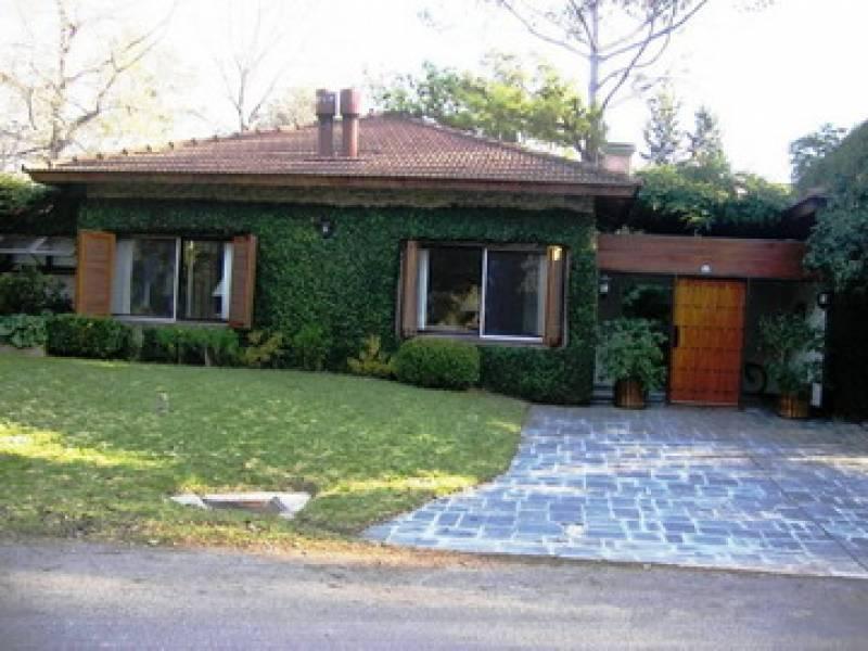 Casa en venta en Highland Park CC, Pilar