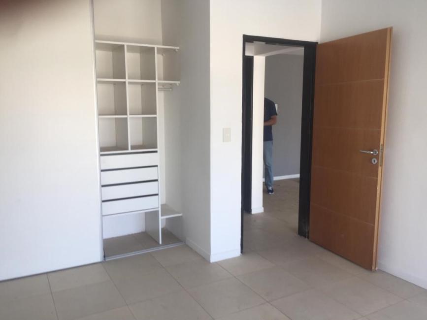 Departamento 1 dormitorios en venta en Tortugas Country Club, Pilar