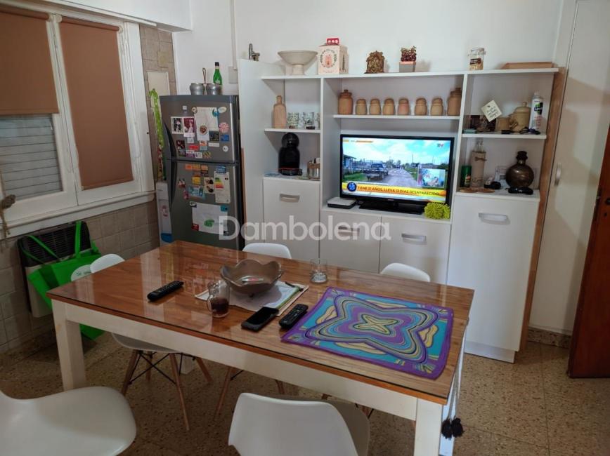 Casa 4 dormitorios en venta en Moreno