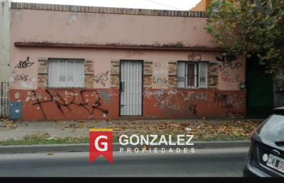 Casa 2 dormitorios en venta en Pilar Centro, Pilar